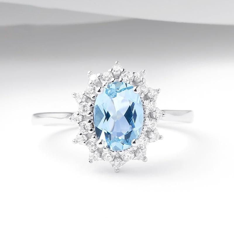 Oval Aquamarine Ring