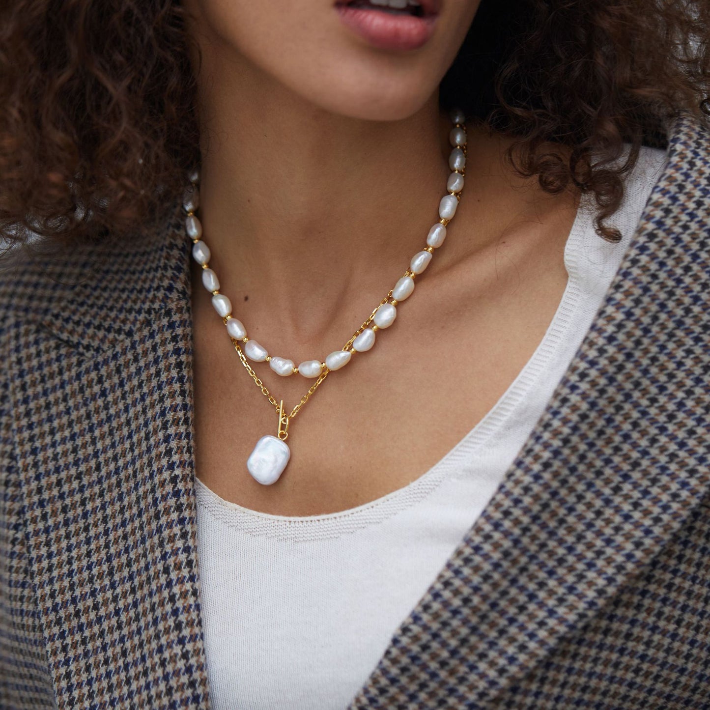 Classic Pearl Neckalce
