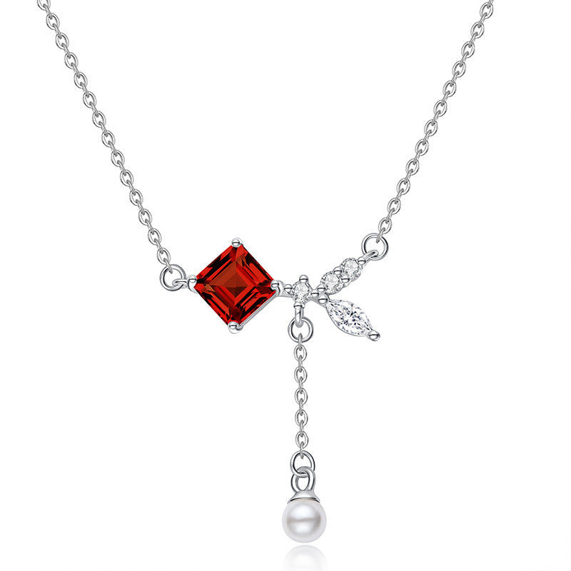 Geometric Pendant Necklace for Women – Natural Crystal Stone, Sterling Silver, Dainty Light Luxury Viral Clavicle Chain
