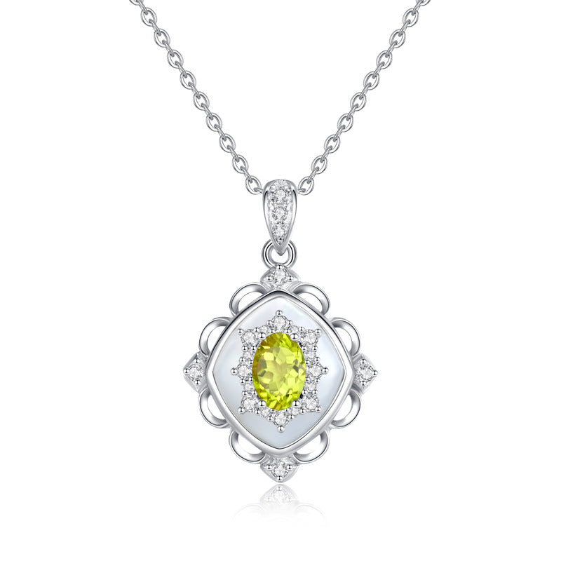 Tarnish-Free Necklace for Women – Natural Crystal Pendant, High-End Designer Clavicle Chain