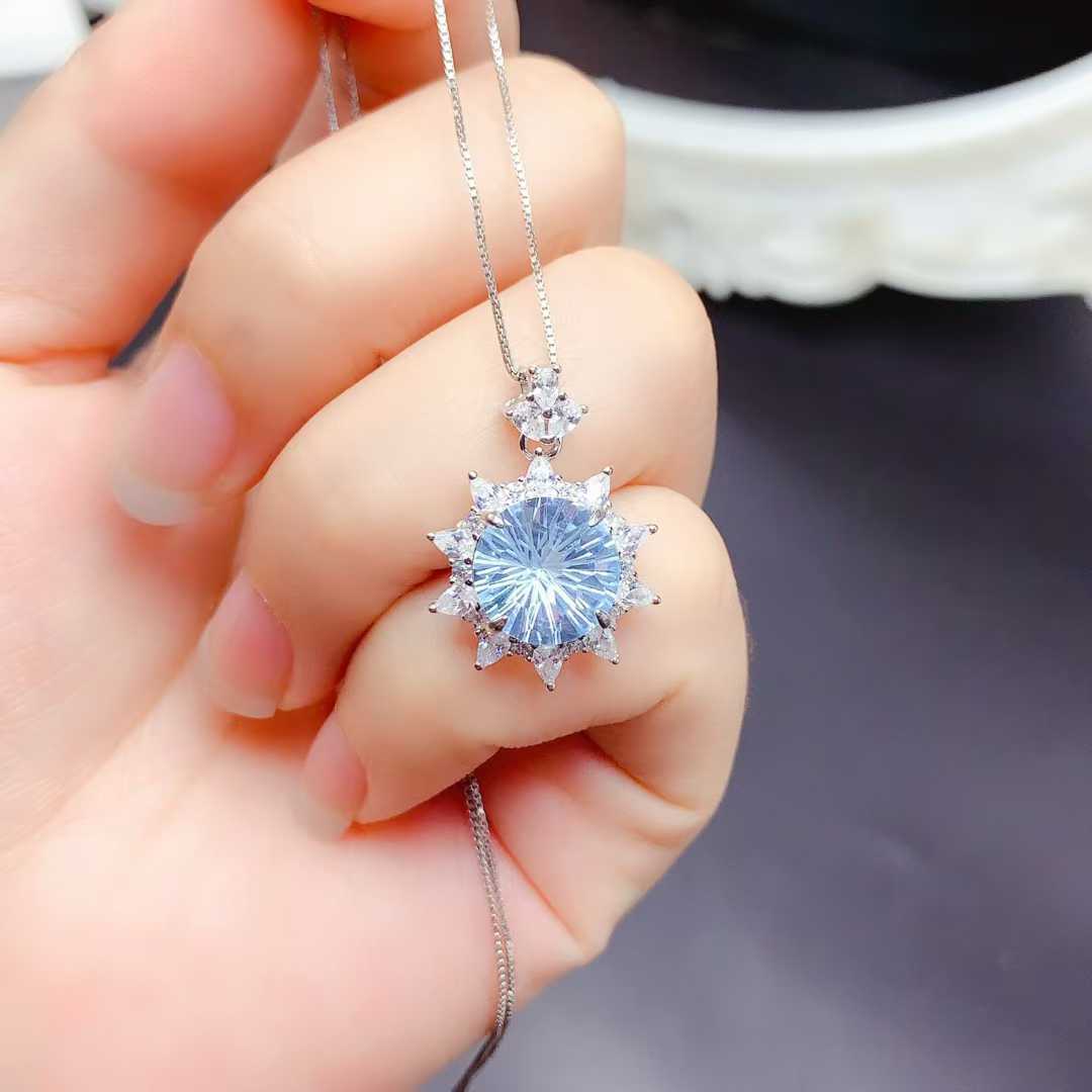 Topaz Fire - Firework-Cut Blue Topaz Necklace