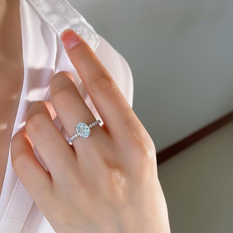 Anillo de aguamarina