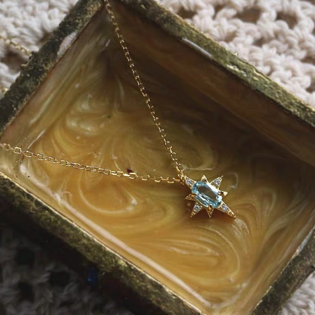 Crowds Blue Stars -Vintage Blue Topaz Pendant Necklace