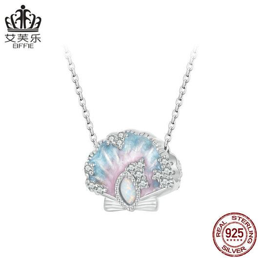 Collar de conchas de magia oceánica