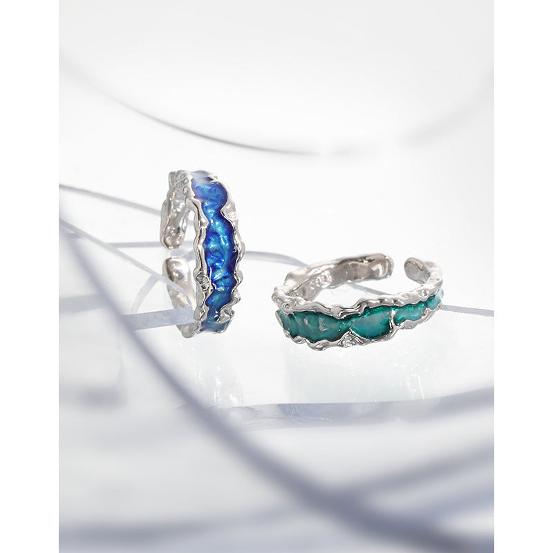 Anillo de plata de ley con diseño de ola del horizonte