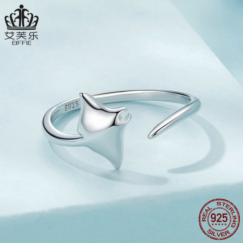 Manta Fish Adjustable Ring