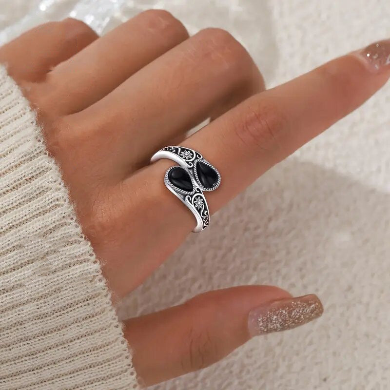 Black Aqua Drop Spoon Ring