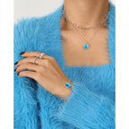 Collar de plata de ley con piedra marina y luz azul esmerilada