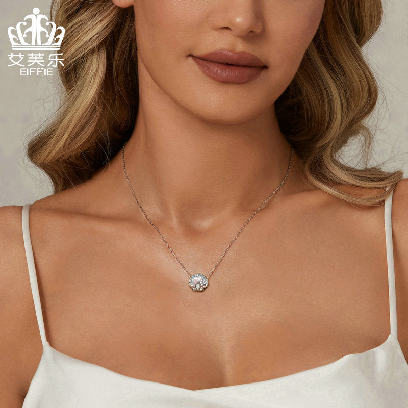 Collar de conchas de magia oceánica