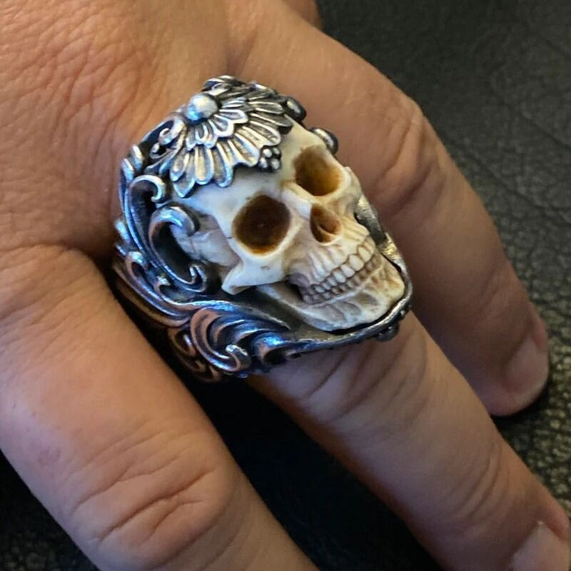 Skull Man Ring