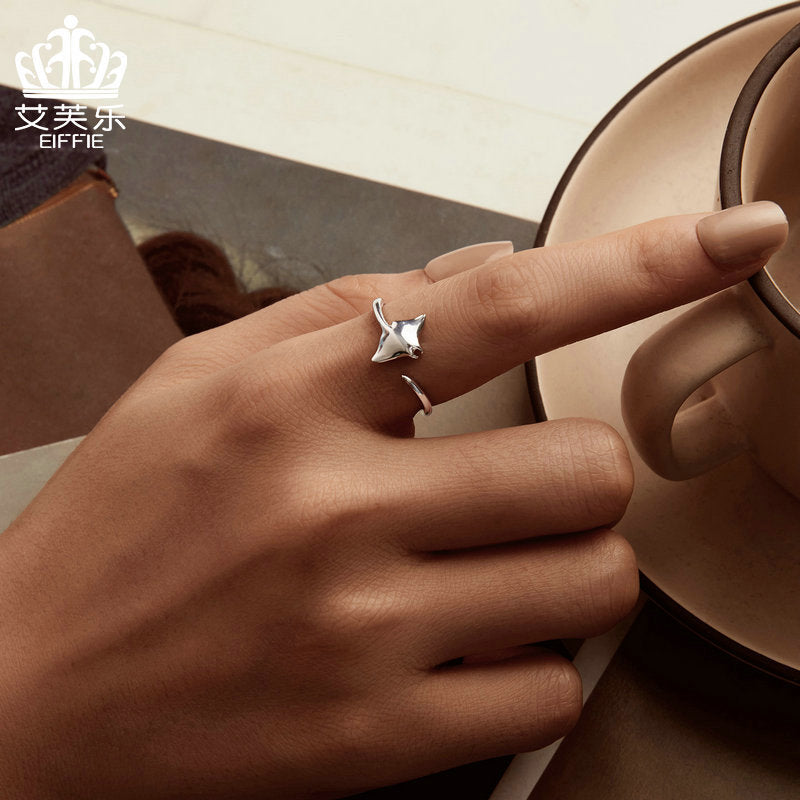 Manta Fish Adjustable Ring