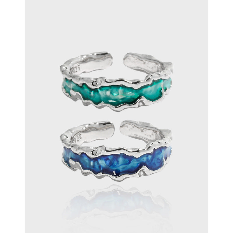 Anillo de plata de ley con diseño de ola del horizonte
