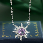 Collar de plata de ley con gemas y diseño de flor de sol