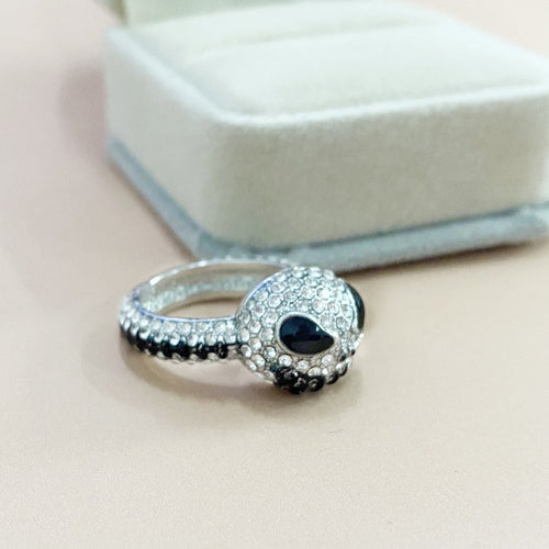 Anillo de plata con calavera 