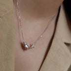 Collar de estilo ballena en plata de ley