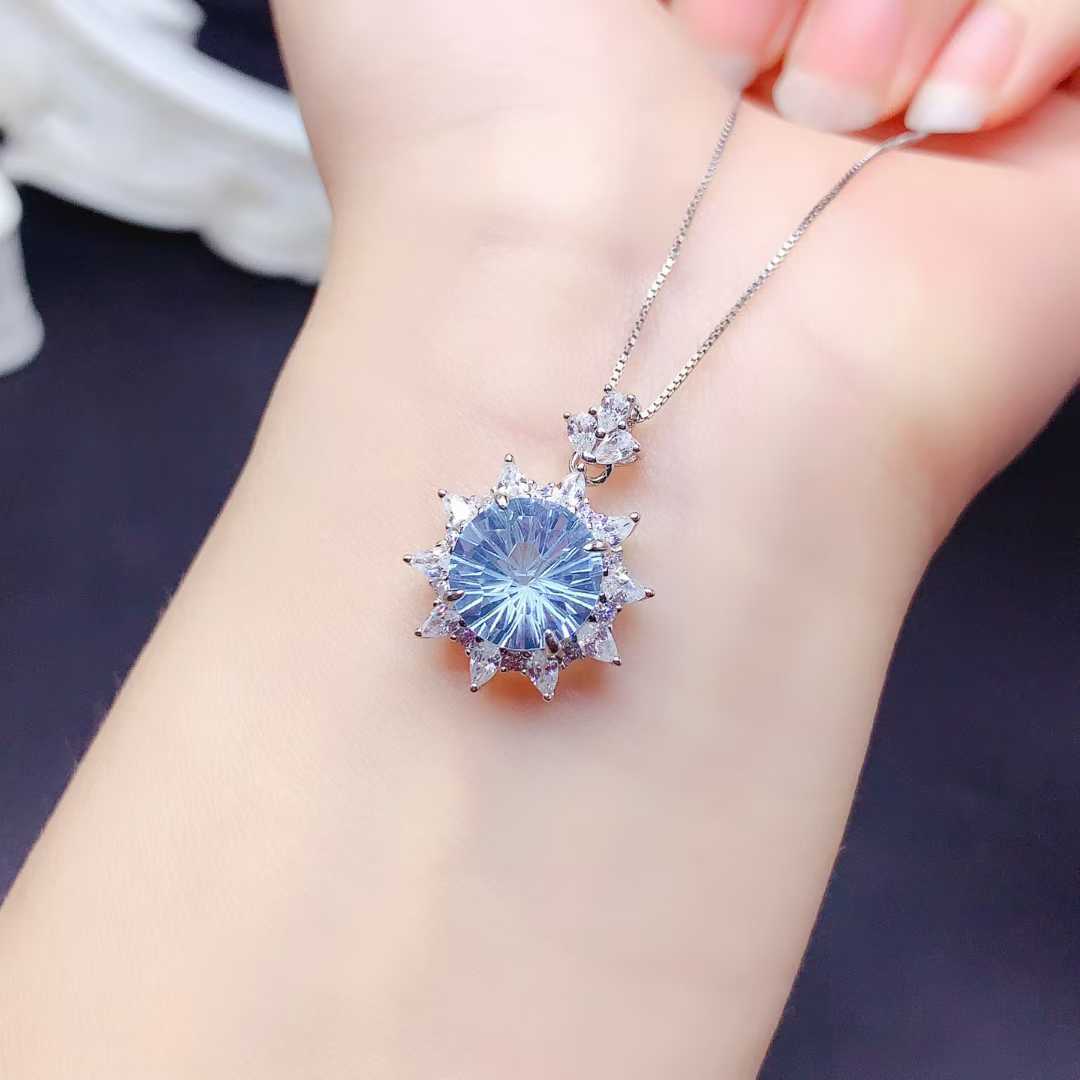 Topaz Fire - Firework-Cut Blue Topaz Necklace