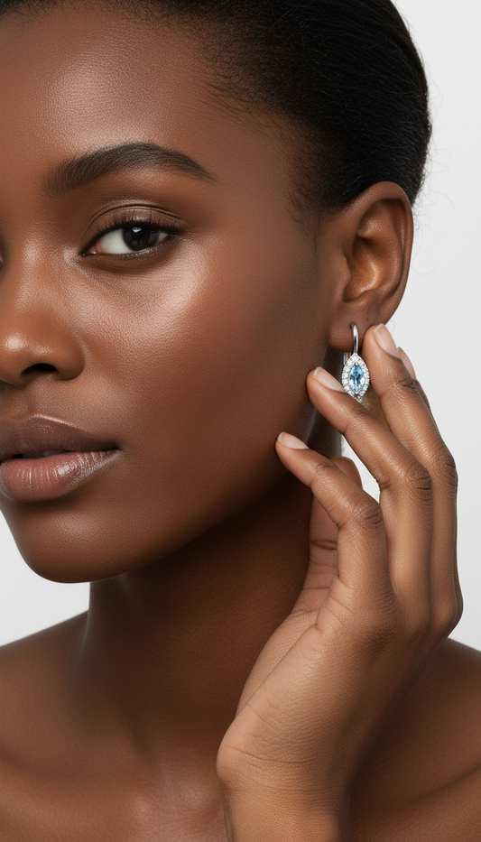 Pendientes de plata de ley con gema de la suerte