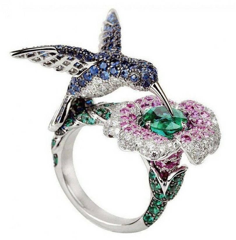 Hummingbird with Flower Ring